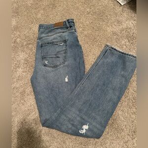 American Eagle Distressed Skinny Jeans – NWOT | Size 4 Long | Medium Wash